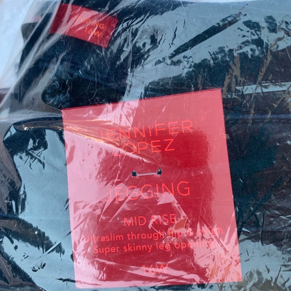 Jennifer Lopez Jeggings Size 16W - Picture 2 of 3